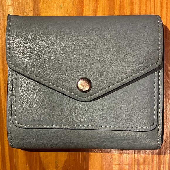 Blue Wallet - Picture 10 of 10